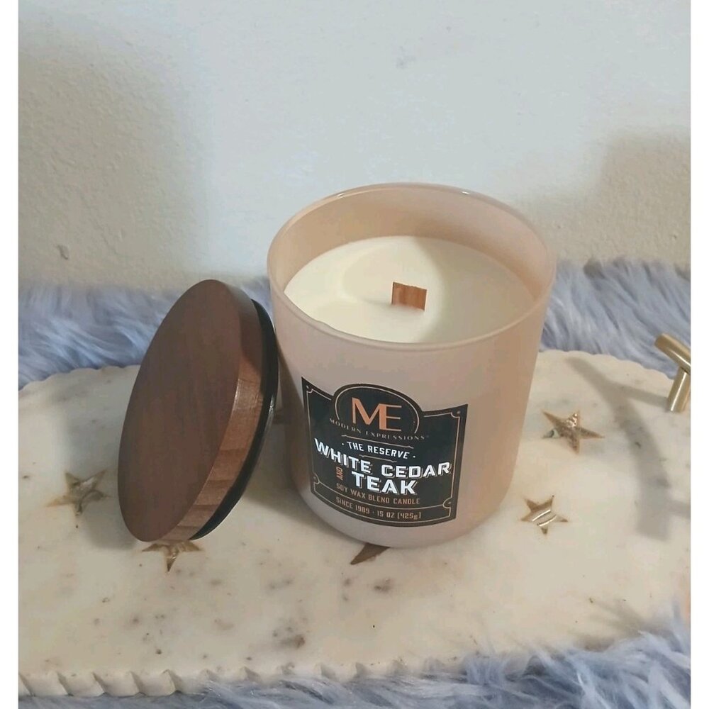 Modern Expressions White Cedar & Teak Scented Soy Wax Blend Candle New Wood Wick